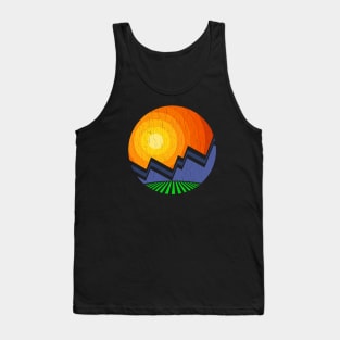 Vintage Mountain Sunrise (distressed look) Tank Top